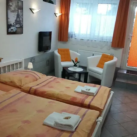 Апартаменты An Den Linden 31 *